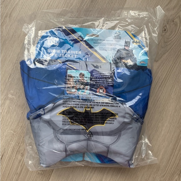 New SwimWays Swim Trainer Floaties Life Vest Batman 33-55 lbs Summer Pool Float - Picture 5 of 8